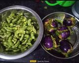 A picture of step 3 of Surti Undhiyu.