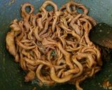 Foto langkah ke 4 dari resep Sate Usus ala Angkringan.