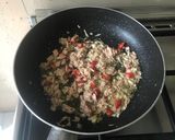 Foto langkah ke 2 dari resep Spaghetti Aglio e Olio.