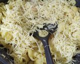 Foto langkah ke 5 dari resep Macaroni cheese ball.