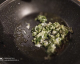 Foto del paso 3 de la receta: Keto-Guiso "Cocinar para Cuatro" de Brócoli, Panceta y Chorizo
