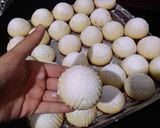 صورة لخطوة 4 من وصفة معمول بالتمر أروع ما يكون ويقطع كمية كبيرة 👉☕👍