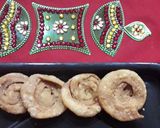 મસાલા પૂરી(Masala Poori Recipe in Gujarati) રેસીપી સ્ટેપ5ફોટો