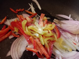 Fideos salteados