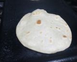 A picture of step 3 of Flour Tortillas with Oil.
