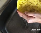 Foto langkah ke 3 dari resep Crispy Potato Pancake.