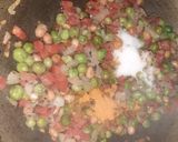 A picture of step 4 of Vegetable upma.
