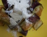 Foto langkah ke 1 dari resep Tumis Terong.