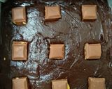 Foto langkah ke 7 dari resep Fudgy and Shiny Crust Brownies Panggang + Tips.