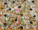صورة لخطوة 1 من وصفة بيتزا 🍕🧀 وبيتزا كوفاغ بعجينة واحدة