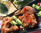 Foto langkah ke 5 dari resep Ayam goreng balut telur.