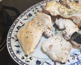 Foto del paso 4 de la receta: Contramuslos de pollo con patatas en salsa de whisky