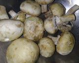 मशरूम मटर (mushroom matar recipe in Hindi) रेसिपी चरण 1 फोटो