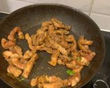 A picture of step 3 of Pork in Maggi sauce หมูแม๊กกี้.
