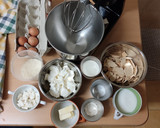 Foto del paso 1 de la receta: Tarta a los 3 quesos ¡¡SUPERCREMOSA!!