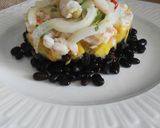 Foto del paso 10 de la receta Judías negras con mango y ceviche de gambas