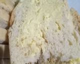 Foto langkah ke 4 dari resep Roti tawar bawang putih.