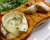 Une image de l'étape 6 de 🌱Butternut Chèvre Miel Thym Ail en chemise.