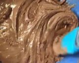A picture of step 4 of Chewy Walnut Brownie.