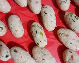 A picture of step 4 of Simple potato cutlets.