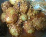 A picture of step 4 of Kashmiri Dum Potato.