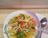 Zöldséges brokkoli leves daragaluskával recept fázis 5 fotója