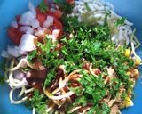 A picture of step 3 of Noodle Bhel.