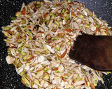 ખજૂર પાક (Khajoor Paak Recipe In Gujarati) રેસીપી સ્ટેપ2ફોટો