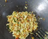 Foto langkah ke 4 dari resep Orak Arik Tahu Kuning Wortel.