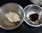 A picture of step 2 of Non fire Tricolor coconut burfi.