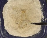 Foto del paso 2 de la receta: Calzone de choclo con harina integral🌽🌽