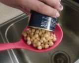 A picture of step 1 of Roasted Chickpeas.