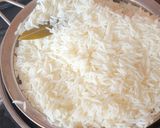 صورة لخطوة 2 من وصفة أفخاذ دجاج في الفرن مع أرز 🍚🍗🍗