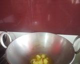 मावा गुजिया (Mawa Gujiya recipe in Hindi) रेसिपी चरण 1 फोटो