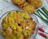 Foto langkah ke 5 dari resep Bakwan/dadar/gimbal jagung udang desa no msg (resep ndeso).