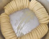 Foto langkah ke 5 dari resep 57. Woll roll bread (Roti Viral)by Apron.