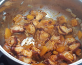 Foto del paso 5 de la receta: Alubias "La cena del cura" con pulpo