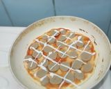Foto langkah ke 4 dari resep Pizza murah meriah.