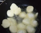 A picture of step 2 of Chawal Bara.