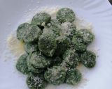 A picture of step 8 of Spinach gnocchi.