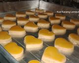 Foto langkah ke 2 dari resep Kue Kacang Crunchy dan Lembut by Shinta.