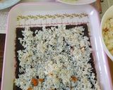 Hình bước làm 4 của món Cơm cuộn