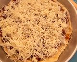Foto langkah ke 5 dari resep Meat Lover Pizza.