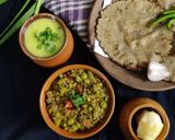 A picture of step 4 of Moong bajara khichdi.