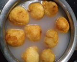 A picture of step 4 of Dahi bhalle.