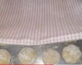 A picture of step 4 of Mahamri / Maandazi.