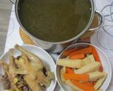 Gyöngyözve 🔥 főtt klasszikus ✨ tyúkhúsleves 🍲 recept fázis 5 fotója