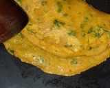 A picture of step 4 of Stuffed besan chhila.