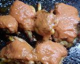 Foto del paso 10 de la receta: Pollo al horno con salsa de morrón y papas