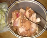 Foto langkah ke 1 dari resep Ayam Goreng Mentega.